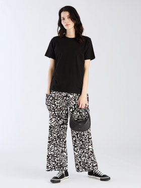 FEMME ウィメンズ Tシャツ ブラック