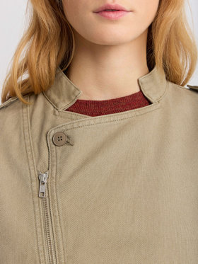 FEMME ウィメンズ コットンギャバジン スタンドカラー ショートジャケット ”Bridgette” ブラウン系その他