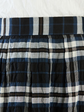 To b. by agnès b. 【Outlet】チェックシャーリングスカート ホワイト