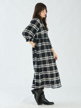 To b. by agnès b. 【Outlet】チェックシャーリングワンピース ホワイト