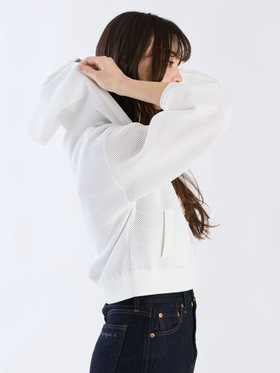 To b. by agnès b. メッシュ ニット ミニフーディー ホワイト