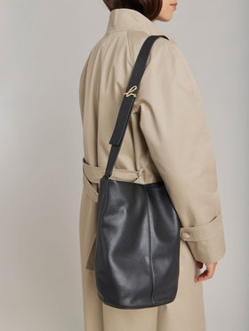 VOYAGE ウィメンズ バッグ＆ウォレット  ワンショルダーバッグ VAS08-01 ブラック