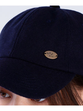 To b. by agnès b. 【Outlet】ロゴ プレート キャップ ネイビー