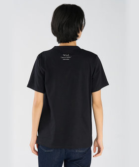 FEMME ウィメンズ プリント コットン 半袖 アーティスト Tシャツ "Gilbert & George" ブラック