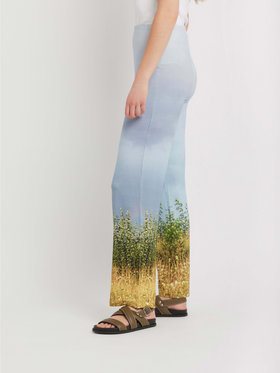 FEMME ウィメンズ 【Outlet】フォトプリント フレアパンツ ”Les champs ? Hoedic” マルチ