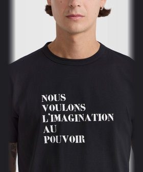 FEMME ウィメンズ プリント コットン 半袖 Tシャツ  "Nous voulons l'imagination au pouvoir" ブラック