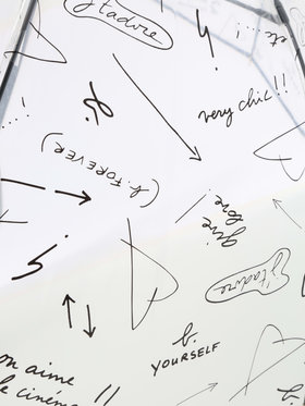 FEMME ウィメンズ AB03 PARAPLUIE 手描き文字柄ビニール傘 ブラック