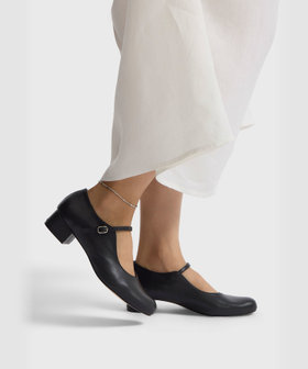 FEMME ウィメンズ レザー バレエ フラット シューズ "Pia" ブラック