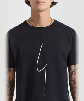 HOMME メンズ メンズ アイコニック プリント コットン 半袖 Tシャツ "Point d'Ironie" ブラック