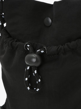 To b. by agnès b. 【Outlet】ナイロン ミニショルダーポシェット ブラック