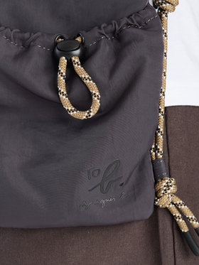 To b. by agnès b. 【Outlet】ナイロン ミニショルダーポシェット グレー
