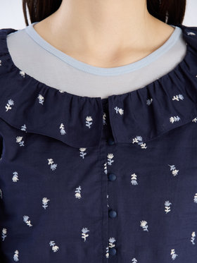 To b. by agnès b. 【Outlet】フラワーエンブロイダリーブラウス ネイビー