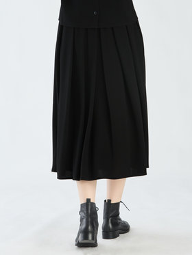 FEMME ウィメンズ ブラック トリアセテート クレープ プリーツ ロングスカート ”Grand Hotel” ブラック