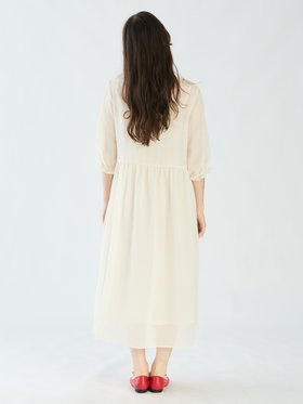 To b. by agnès b. 【Outlet】シアサッカーワンピース ホワイト