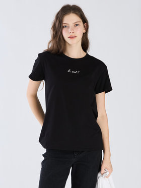 To b. by agnès b. 【Outlet】To b. by agnes b.× green label relaxing オーガニックコットン 刺繍 Tシャツ "b. cool!!" ブラック
