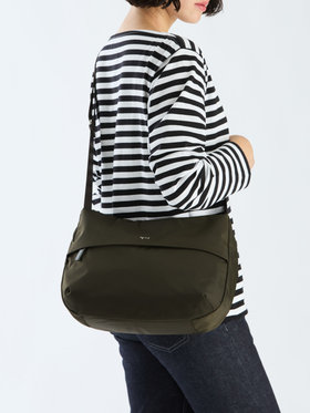 VOYAGE ウィメンズ バッグ＆ウォレット ナイロン ラージ ショルダーバッグ "Cecile" NS24-01 カーキ