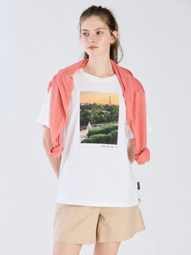 To b. by agnès b. 【Outlet】To b. by agnes b.× green label relaxing オーガニックコットン フォトプリント Tシャツ ホワイト