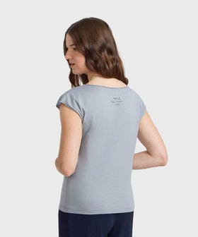 FEMME ウィメンズ オーガニックコットン 半袖 アーティストTシャツ "Lou Malta" ベージュ