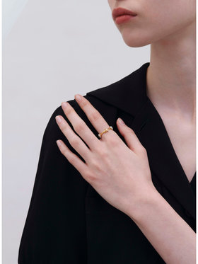 FEMME ウィメンズ b.ロゴ フラワーモチーフ パール リング "Double bloom" ゴールド