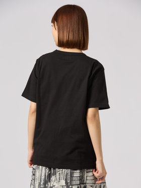 FEMME ウィメンズ 【Outlet】【ユニセックス】SEQ9 “3 rue du jour”ロゴTシャツ ブラック