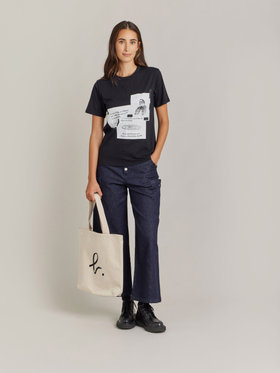 FEMME ウィメンズ SES8 TS アーティストTシャツ Edouard Glissant ブラック