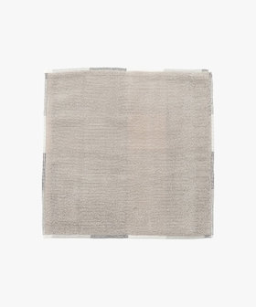 FEMME ウィメンズ "b."ロゴ タイル柄 ハンカチ ブルー系その他