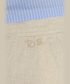 To b. by agnès b. ロゴ刺繍 ダブルクロス フレア スカート ホワイト系その他