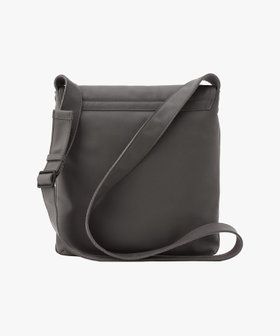 VOYAGE メンズ バッグ＆ウォレット レザー ミディアム ショルダーバッグ "Peter" PAH02Z-12 グレー