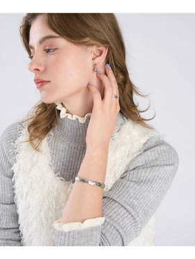 To b. by agnès b. マルチカラー ストーン ピアス シルバー