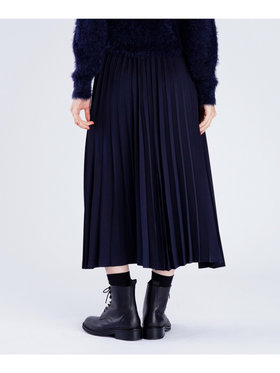 To b. by agnès b. 【Outlet】サテン プリーツ スカート ネイビー