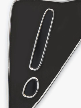 FEMME ウィメンズ ピンバッジ "!" ブラック