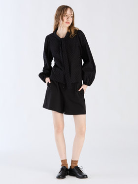 To b. by agnès b. 【Outlet】コットンフラワーレースブラウス ブラック