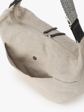 VOYAGE ウィメンズ バッグ＆ウォレット   ショルダーバッグ YAX01-02 オフホワイト