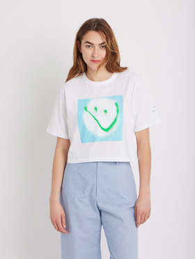 FEMME ウィメンズ オーガニックコットン プリント 5分袖 アーティスト Tシャツ "KATSU" ホワイト
