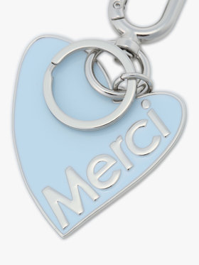 To b. by agnès b. メッセージ ハート キーチャーム ”Merci” ブルー