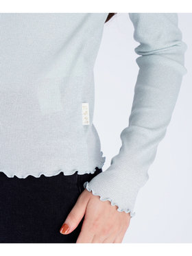 To b. by agnès b. 【Outlet】ラメ ハイネック プルオーバー ブルー