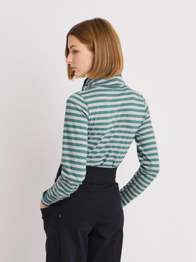 FEMME ウィメンズ 細ボーダー タートルネック 長袖 Tシャツ ”Transformable” グリーン×スモーキーブルー