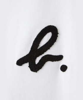 FEMME ウィメンズ "b."ロゴ オーガニックコットン 半袖 Tシャツ "Pulp" ホワイト