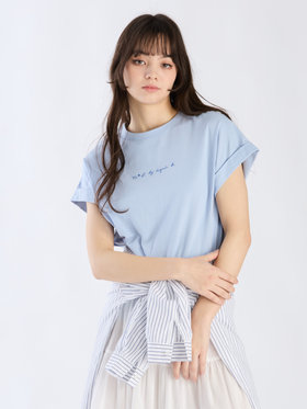 To b. by agnès b. 【Outlet】ロゴ プリント コットン マカロン Tシャツ ライトブルー