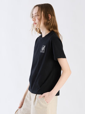 To b. by agnès b. 【Outlet】3D "To b."ロゴ刺繍 半袖 Tシャツ ブラック