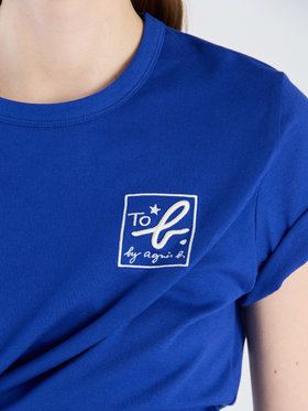 To b. by agnès b. 【Outlet】3D "To b."ロゴ刺繍 半袖 Tシャツ ブルー
