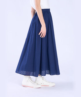 To b. by agnès b. フラワー コットン カット ジャカード スカート ネイビー