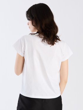 FEMME ウィメンズ プリント コットン 半袖 アーティスト Tシャツ "Jiro Konami" ホワイト