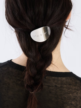 To b. by agnès b. メタルカーブ ヘアタイ シルバー