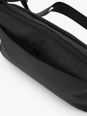 VOYAGE メンズ バッグ＆ウォレット ショルダーバッグ ”Fred” QAH16-03 ブラック