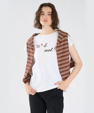 To b. by agnes b.× green label relaxing オーガニックコットン プリントTシャツ "cool!!"