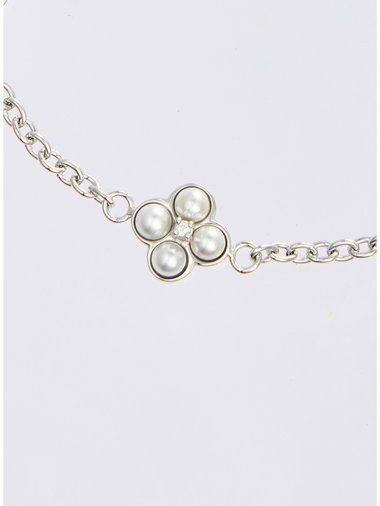 フラワーチャーム パール ブレスレット "Double bloom"