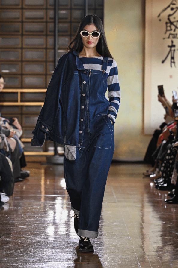 Look 11
