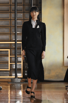 Look 16