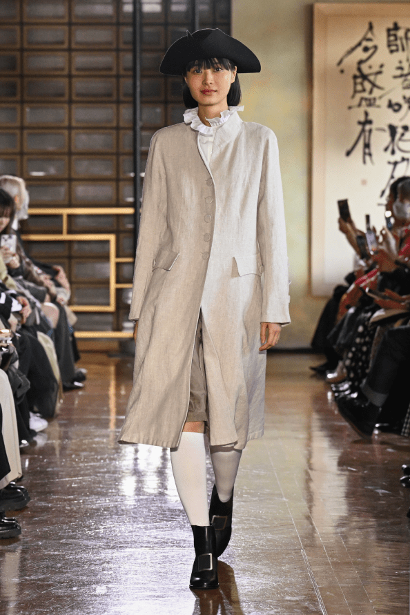 Look 01